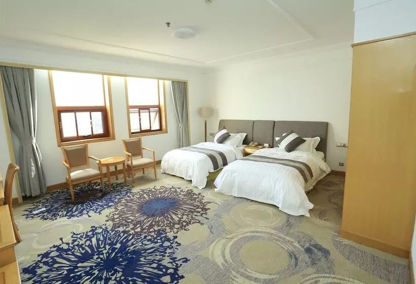 Hotelli Golden Pebble International Convention Centre & Resort