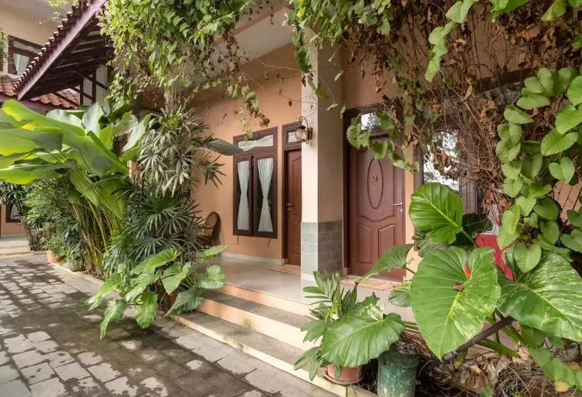 ホテル Huber Apartment By Oyo Rooms