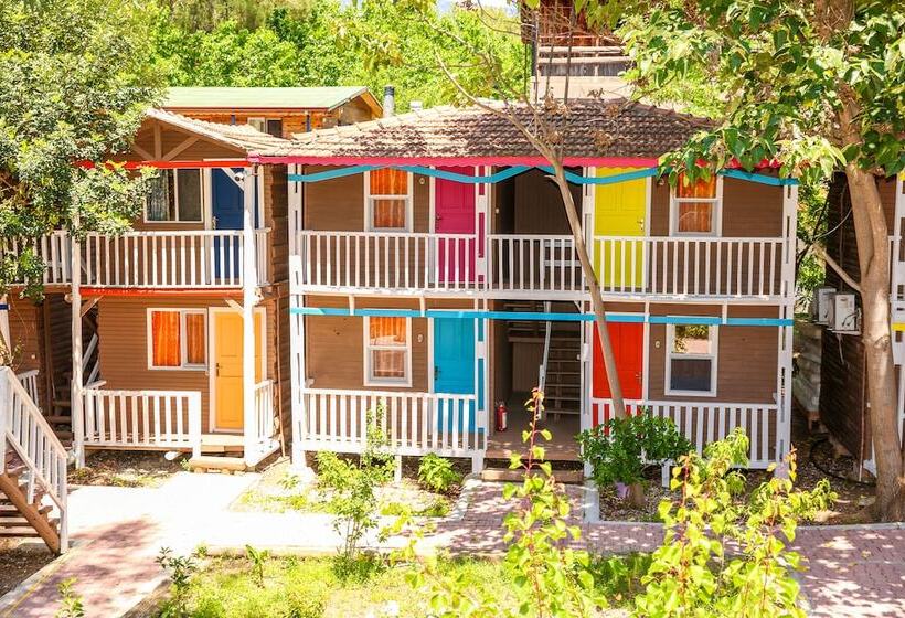 هتل Olimpos Salinas Wooden Houses