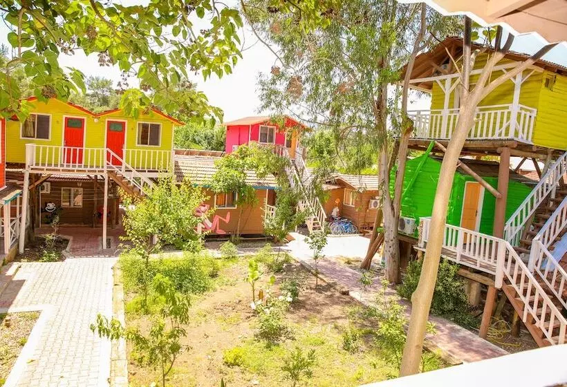 هتل Olimpos Salinas Wooden Houses