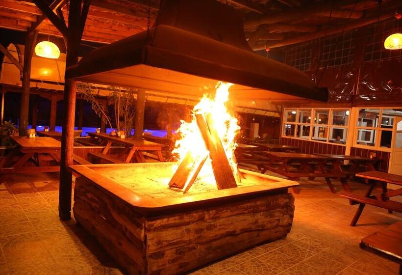 هتل Olimpos Salinas Wooden Houses