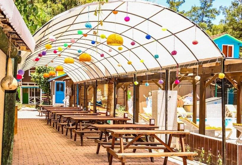 هتل Olimpos Salinas Wooden Houses