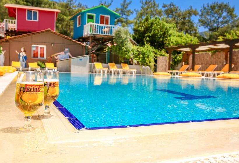 هتل Olimpos Salinas Wooden Houses