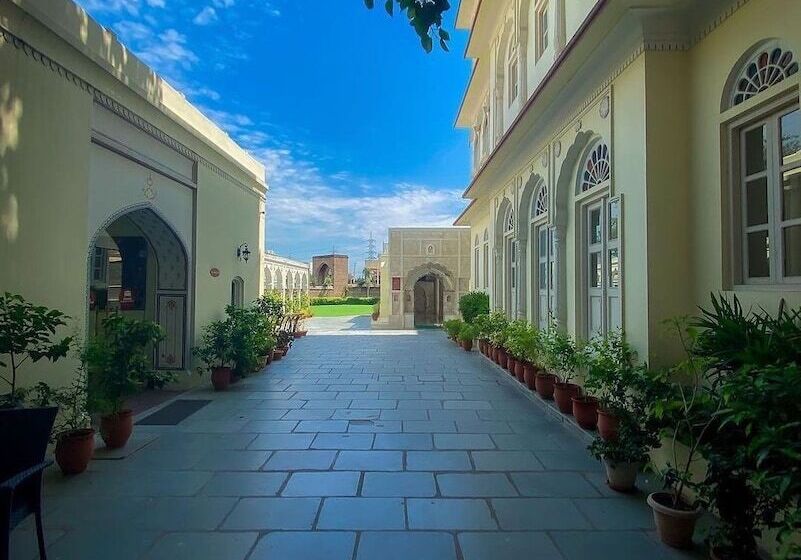 فندق Welcomheritage Ramgarh