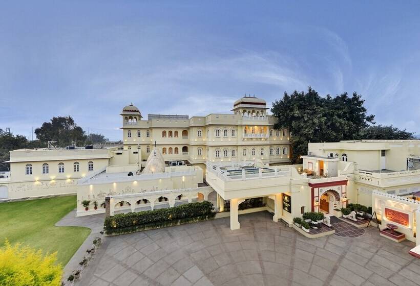 فندق Welcomheritage Ramgarh