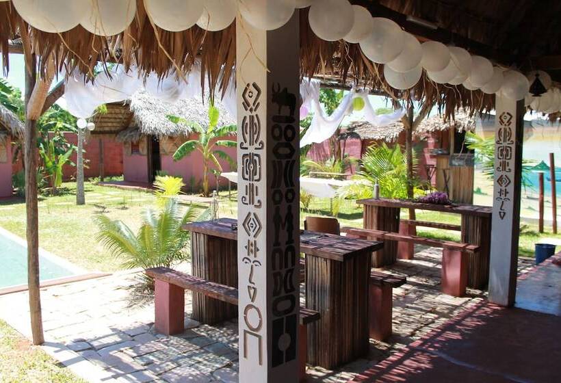 پانسیون Le Trou Normand