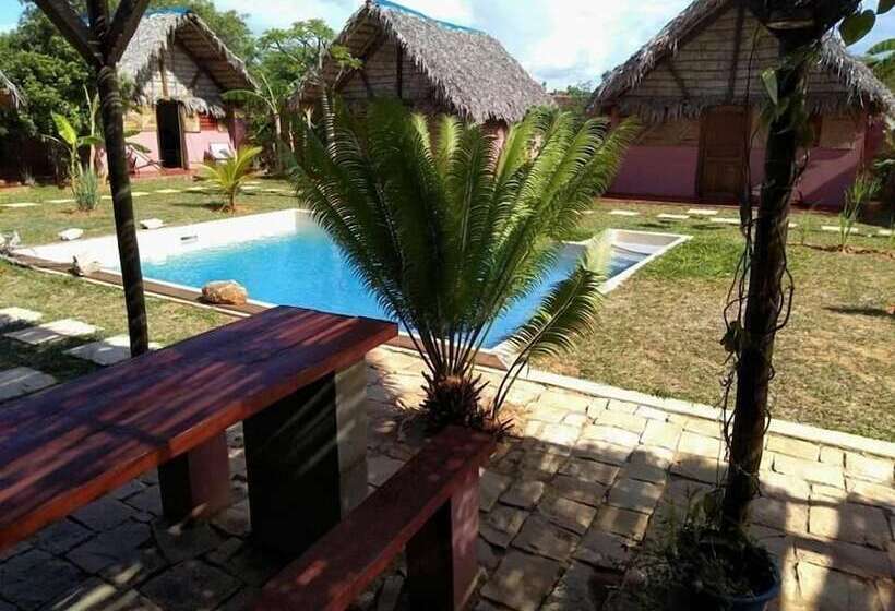 پانسیون Le Trou Normand