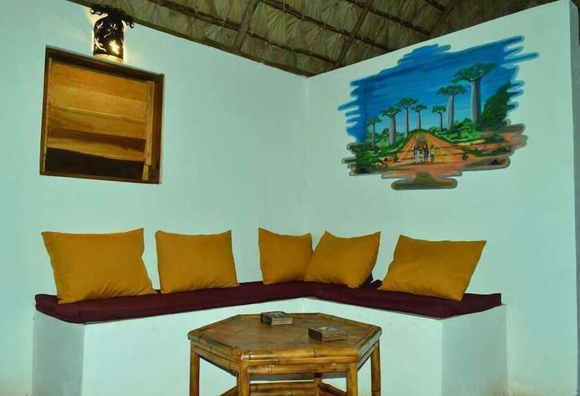 پانسیون Le Trou Normand