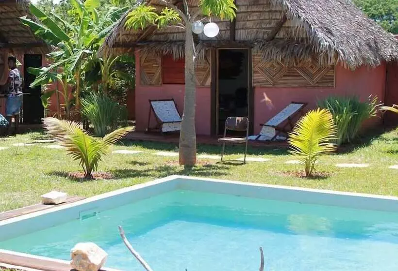 پانسیون Le Trou Normand