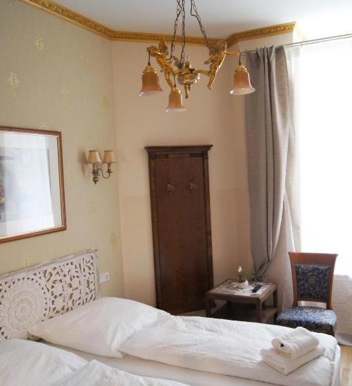 پانسیون Parlamento Rooms