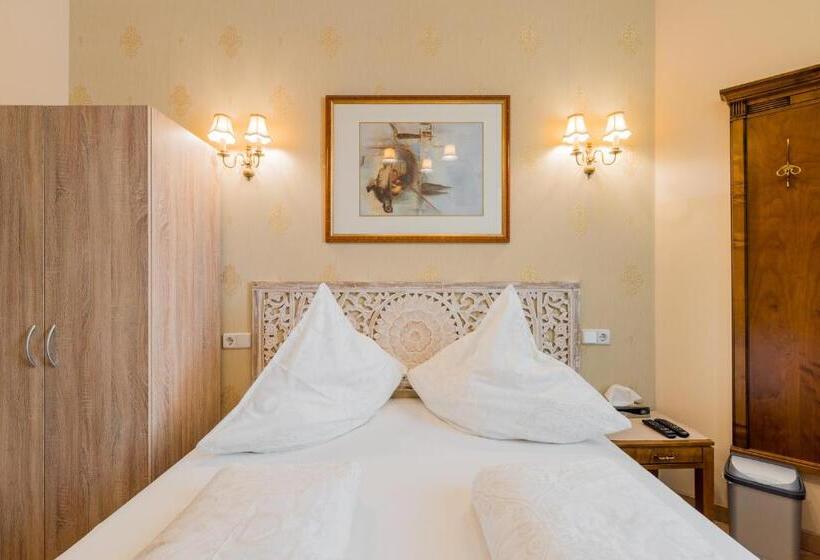 پانسیون Parlamento Rooms