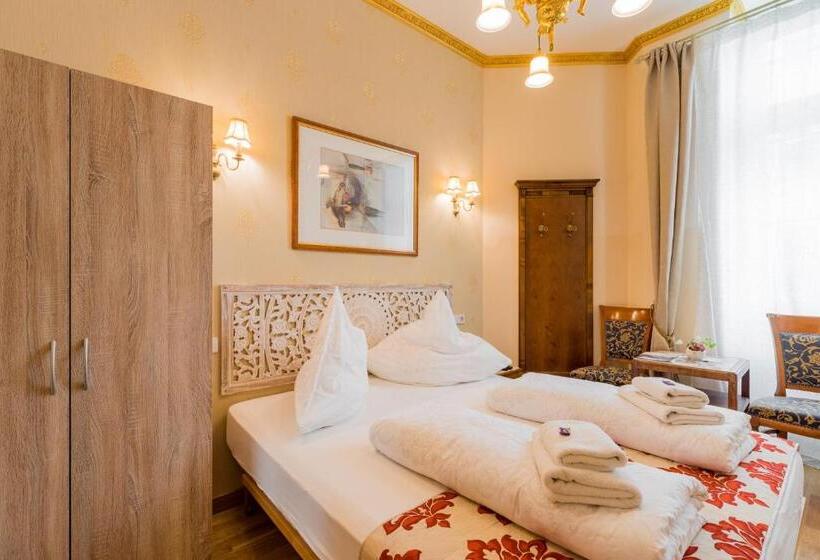 پانسیون Parlamento Rooms