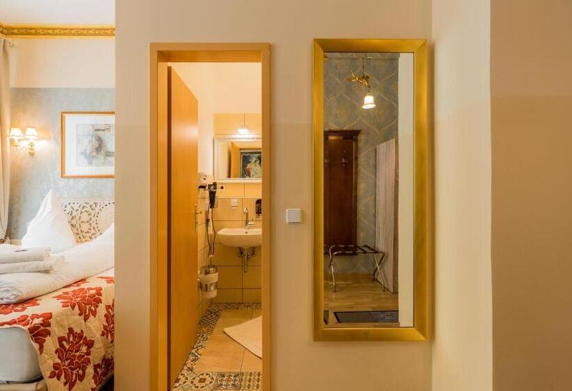 پانسیون Parlamento Rooms