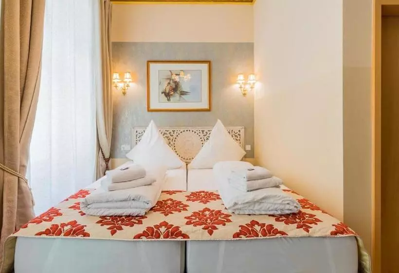 پانسیون Parlamento Rooms