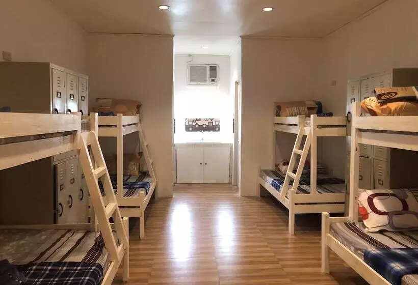 Alesseo Backpackers   Hostel