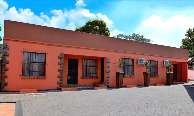 Aamiaismajoitus (B&B) Visit Vakasha Guest Lodge 1