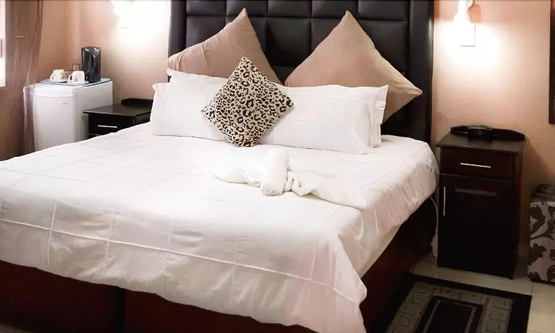 Aamiaismajoitus (B&B) Visit Vakasha Guest Lodge 1