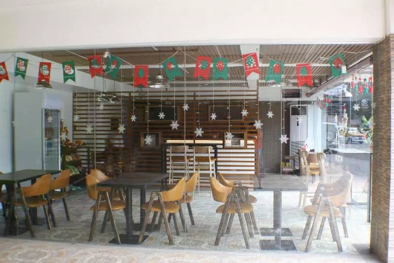 ホテル 7 Days Inn