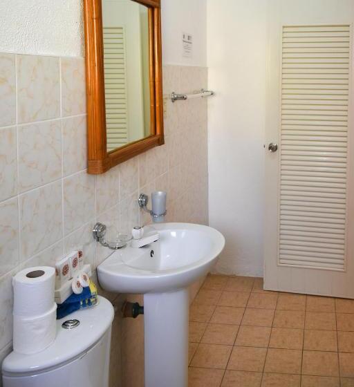 בית מלון כפרי Alona Vida Beach Resort