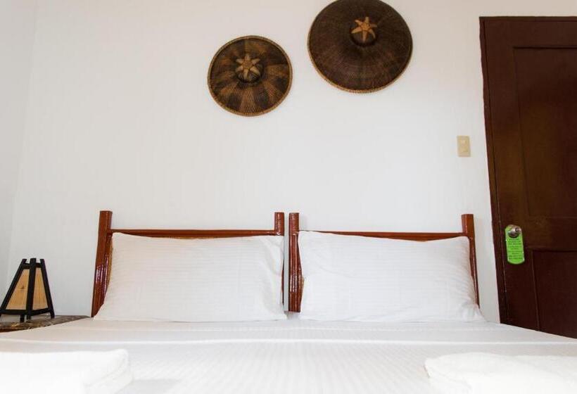 בית מלון כפרי Alona Vida Beach Resort