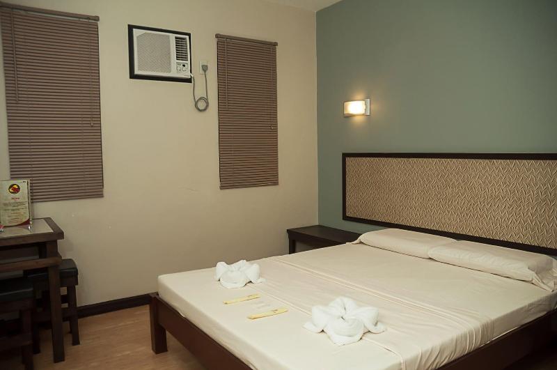 Hotel Asiatel Las Pinas