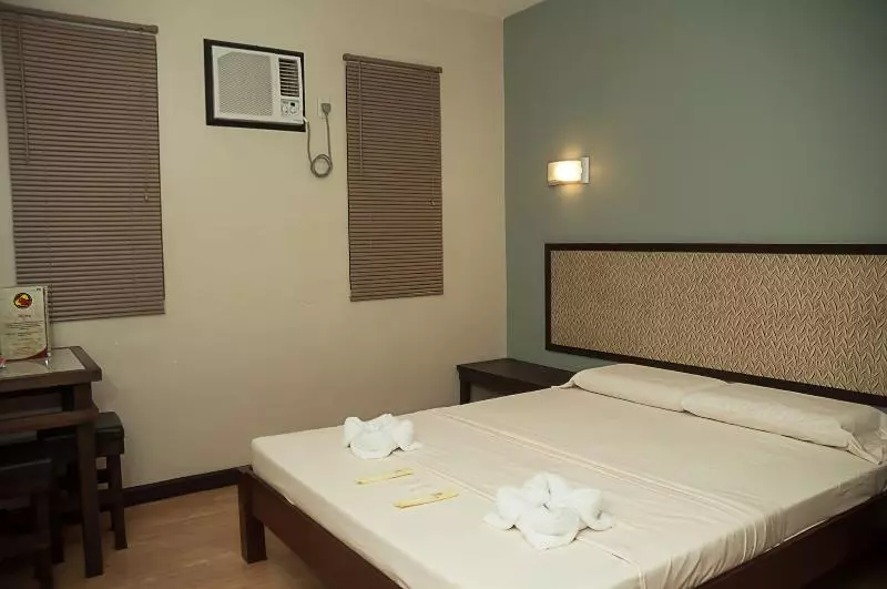 Hotelli Asiatel Las Pinas