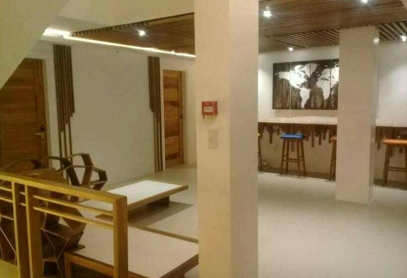 هتل Boracay Suites