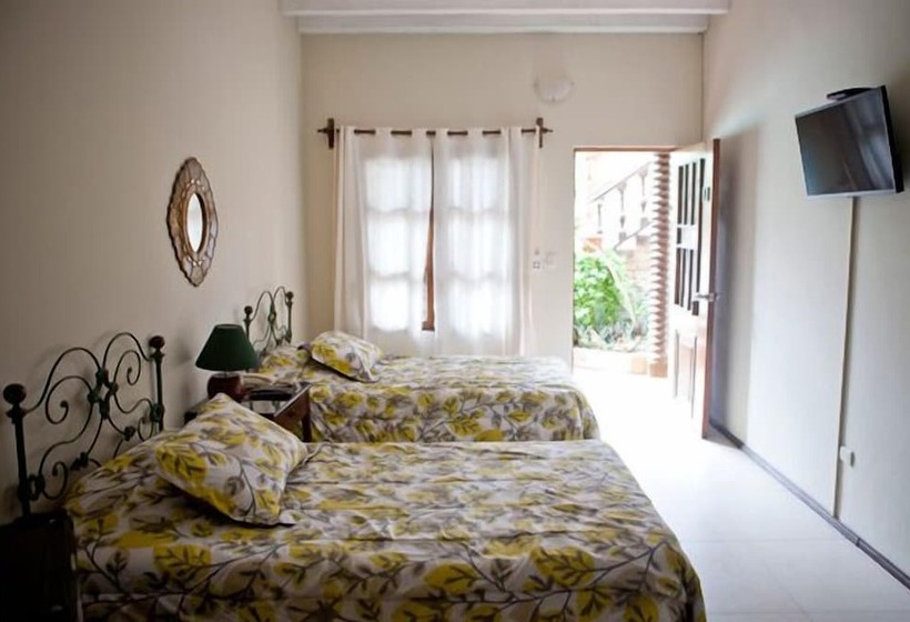 هتل & Hacienda El Carmelo