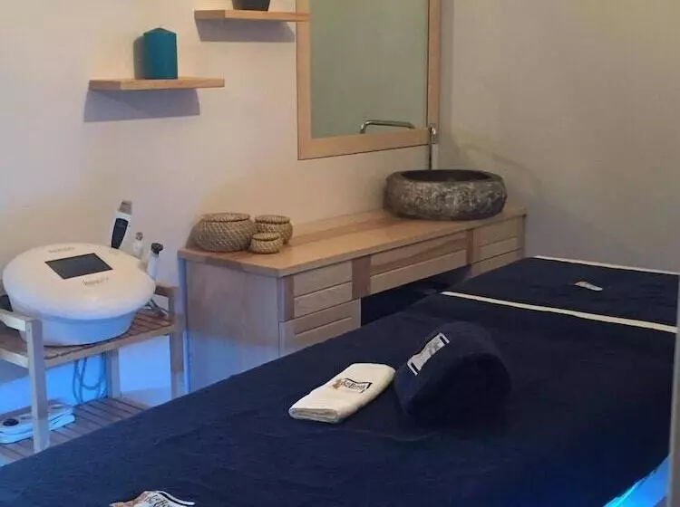 ホテル Hôtel Le Bout Du Monde