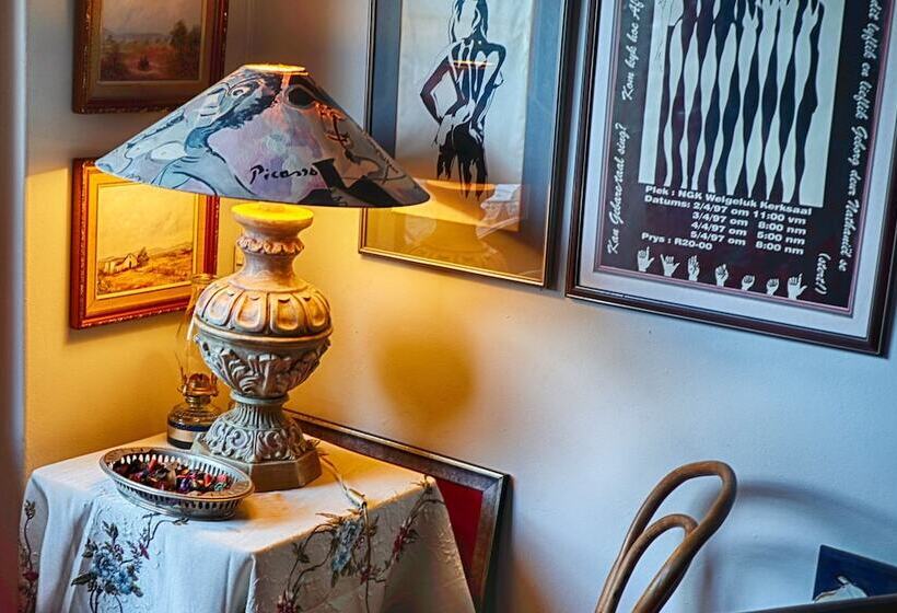 فندق Onthesummit Lodge & Conference Venue