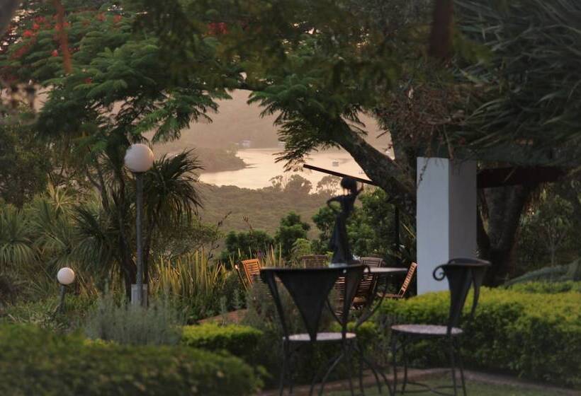 فندق Onthesummit Lodge & Conference Venue