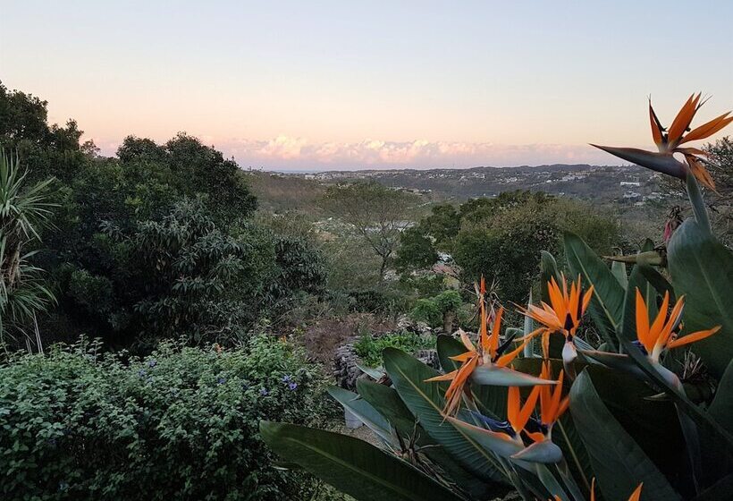 فندق Onthesummit Lodge & Conference Venue