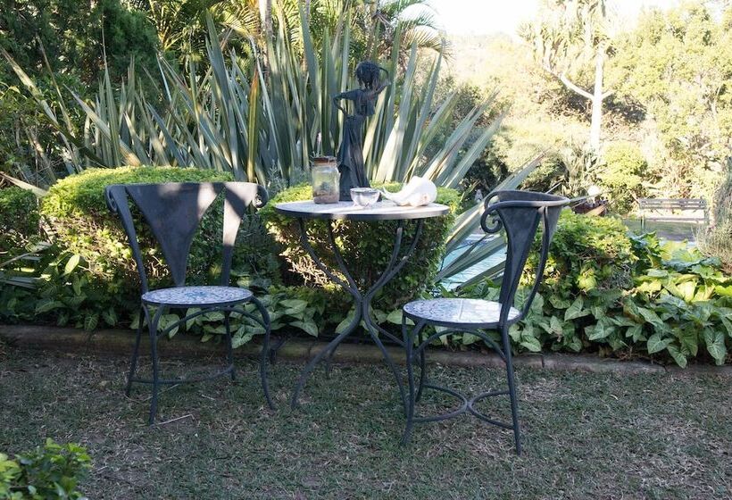 فندق Onthesummit Lodge & Conference Venue