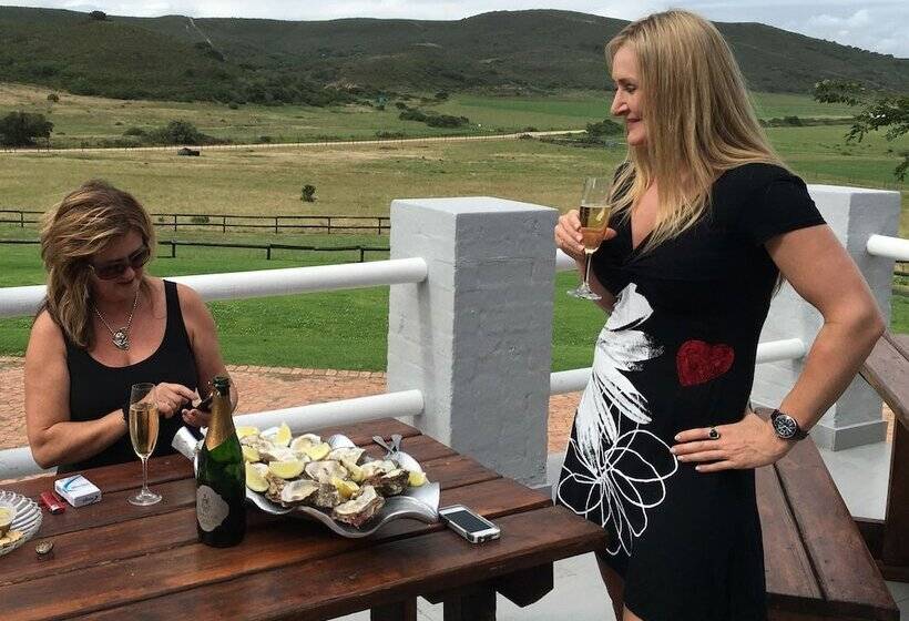 酒店 Outeniquabosch Lodge