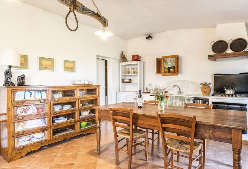 فندق ريفى Agriturismo La Sala