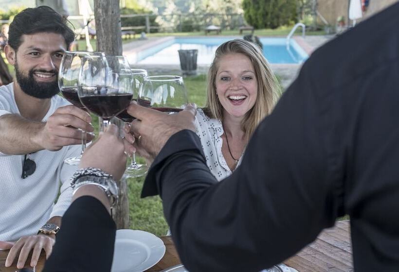 فندق ريفى Agriturismo La Sala