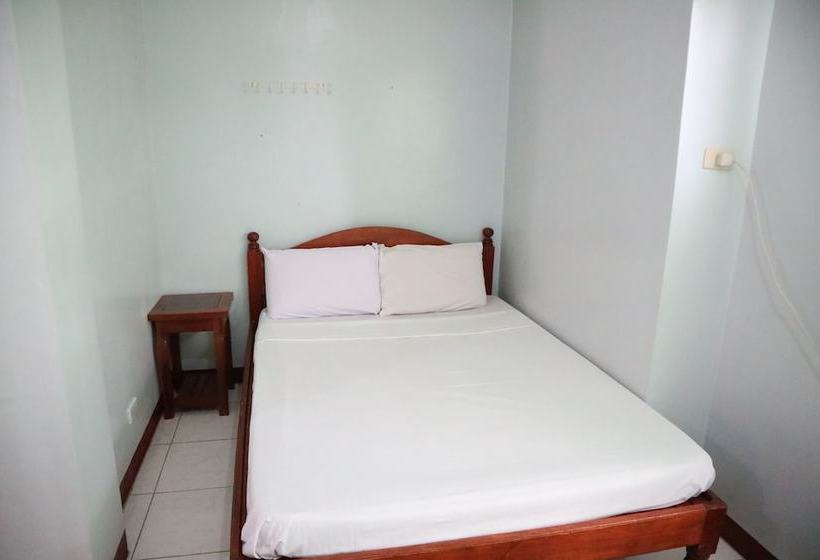 Отель Sotera Mansion