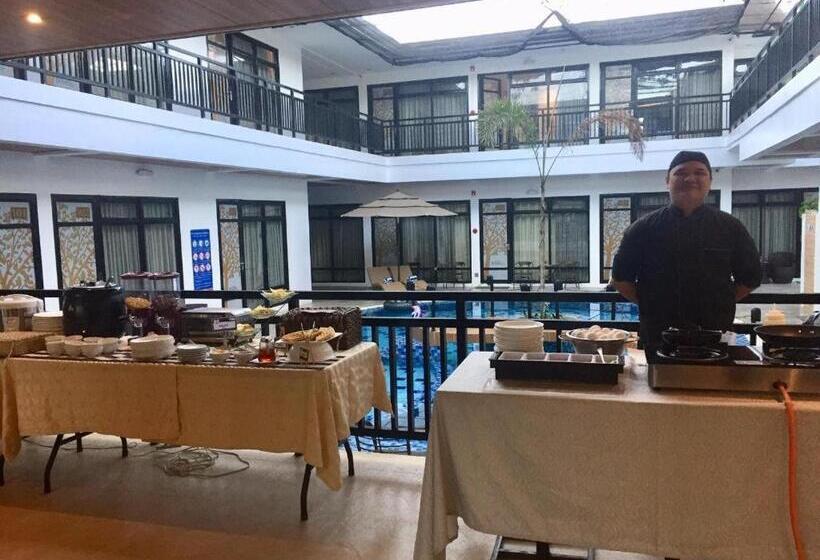 هتل White Breeze Palawan Boutique