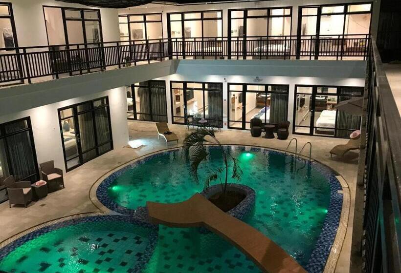 هتل White Breeze Palawan Boutique