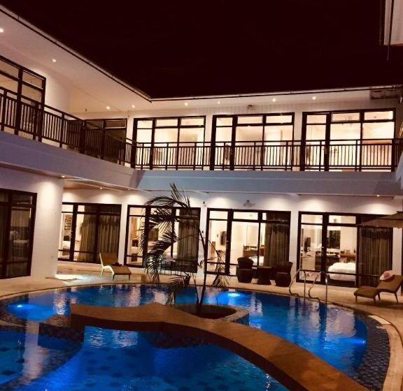 هتل White Breeze Palawan Boutique