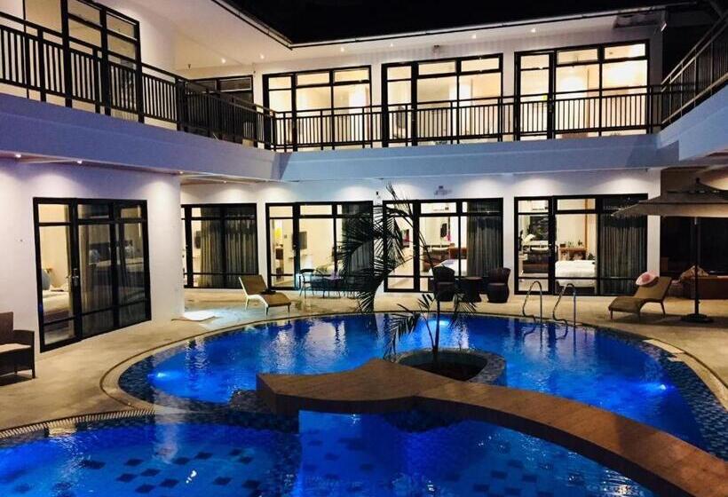 هتل White Breeze Palawan Boutique