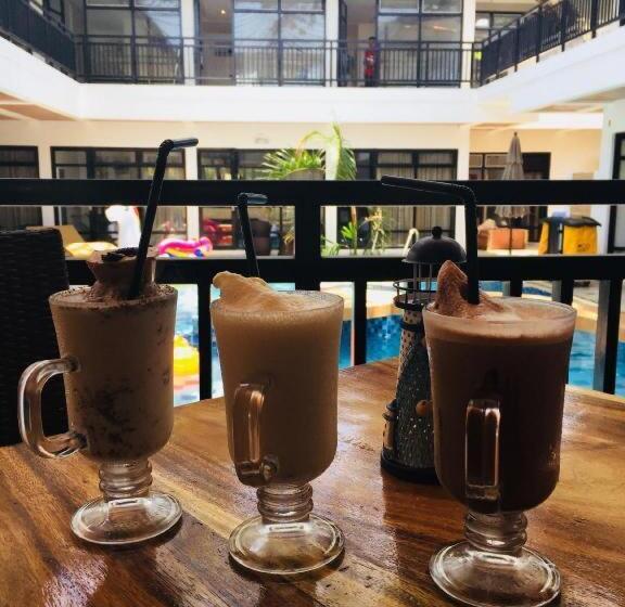 هتل White Breeze Palawan Boutique