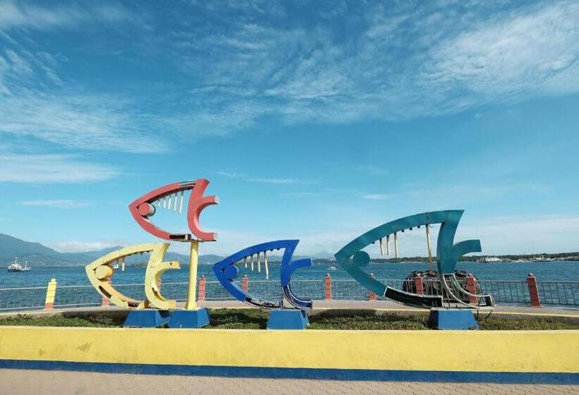 هتل White Breeze Palawan Boutique