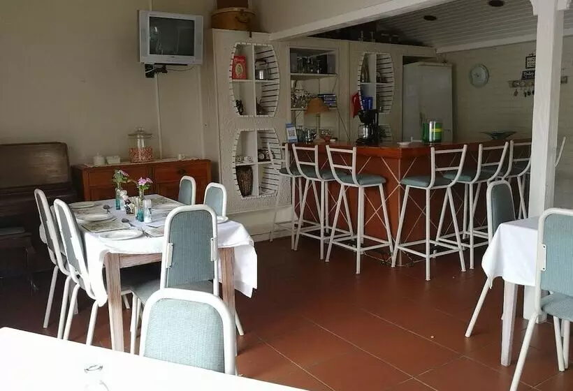 Majatalo Nahoon Mouth Guest House