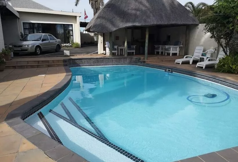 Majatalo Nahoon Mouth Guest House