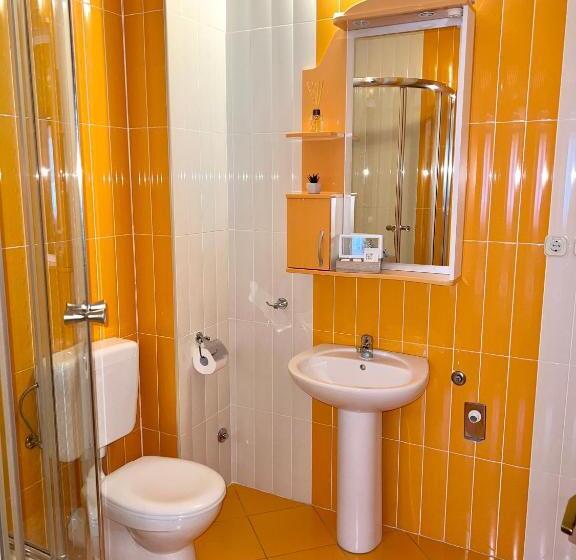 پانسیون Vespera Apartments