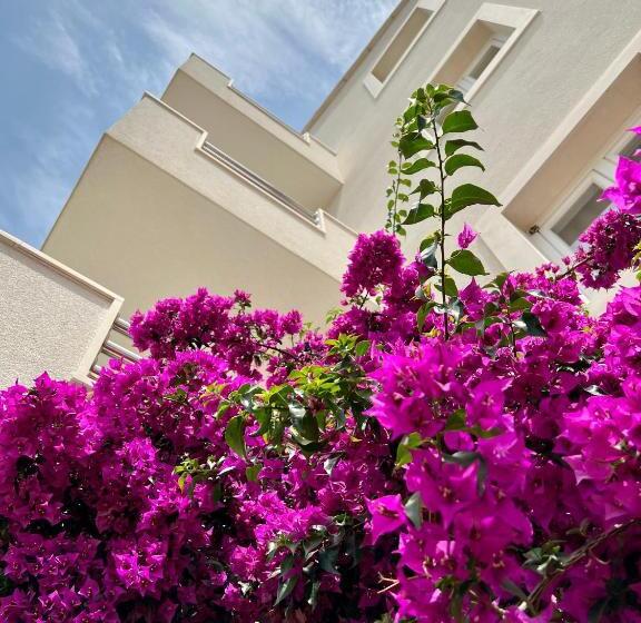 پانسیون Vespera Apartments