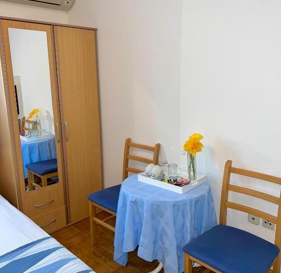 پانسیون Vespera Apartments