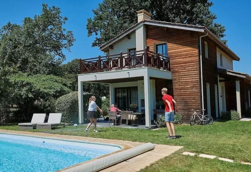 Residenssi Résidence Château De Salles