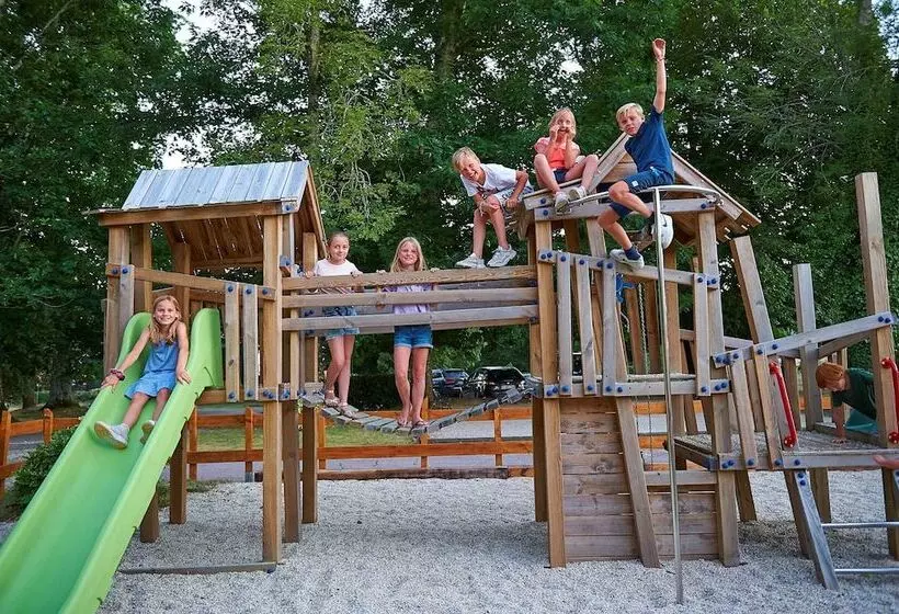 Residenssi Résidence Château De Salles